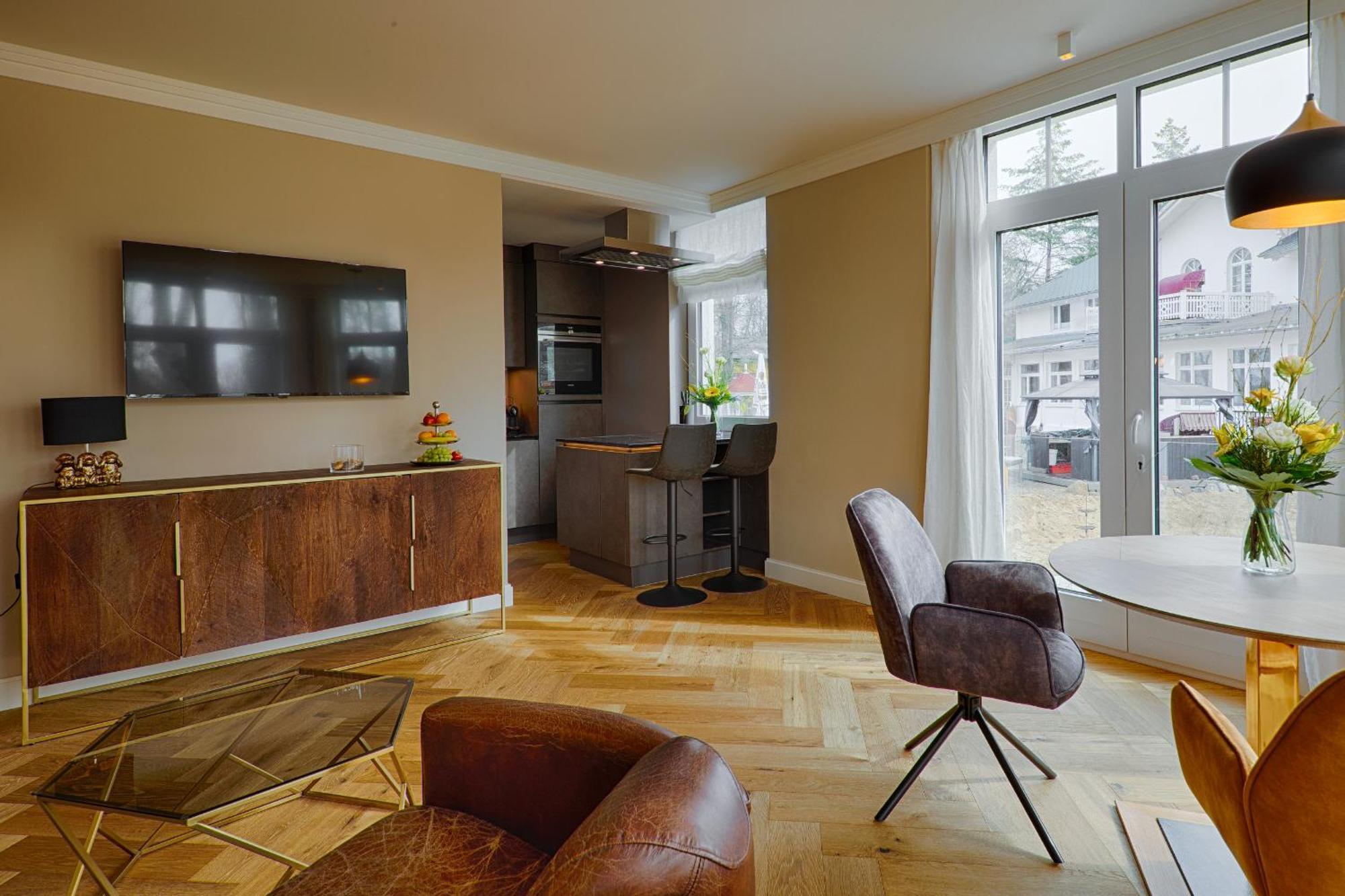 Meeressterne Schlossappartements Heringsdorf Exteriör bild